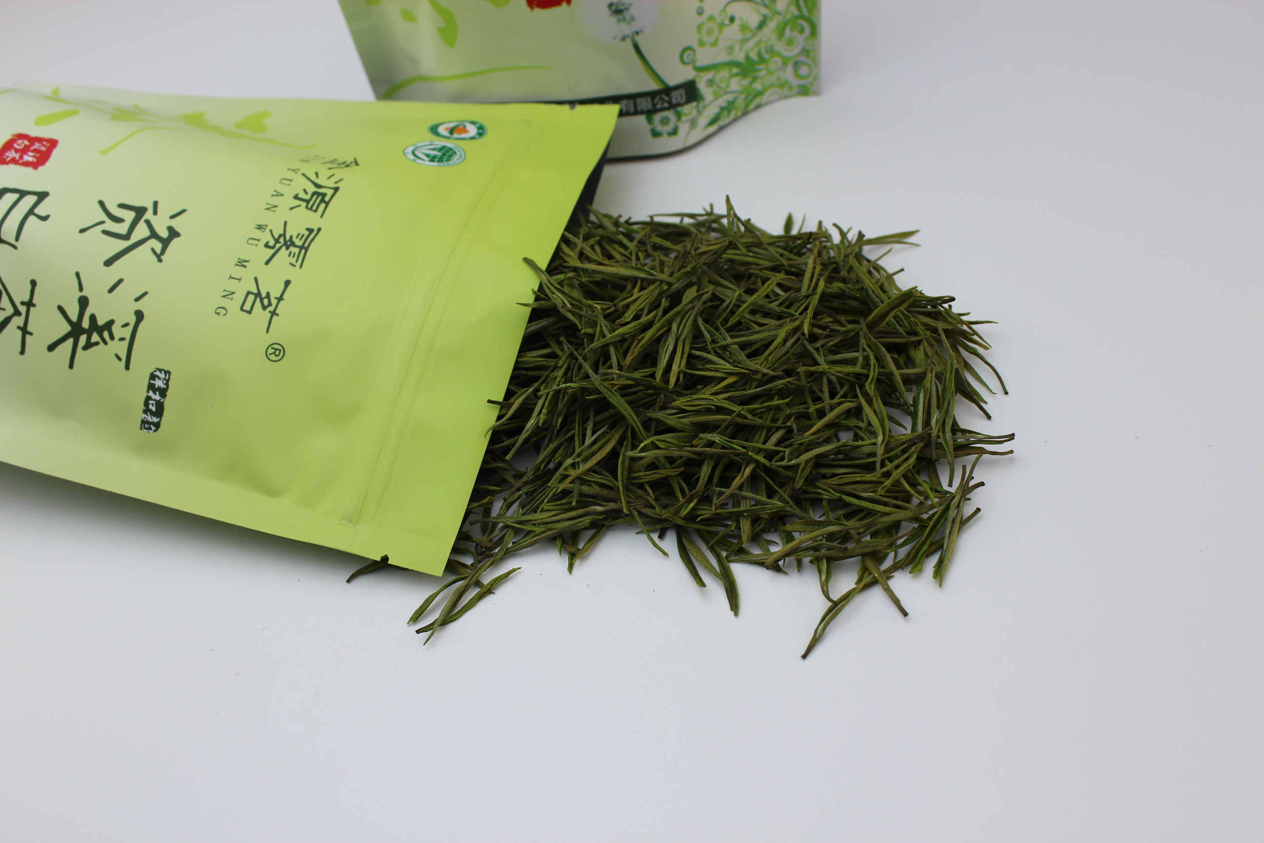 资溪白茶-自立袋 江西正鸿祥茶业有限公司
